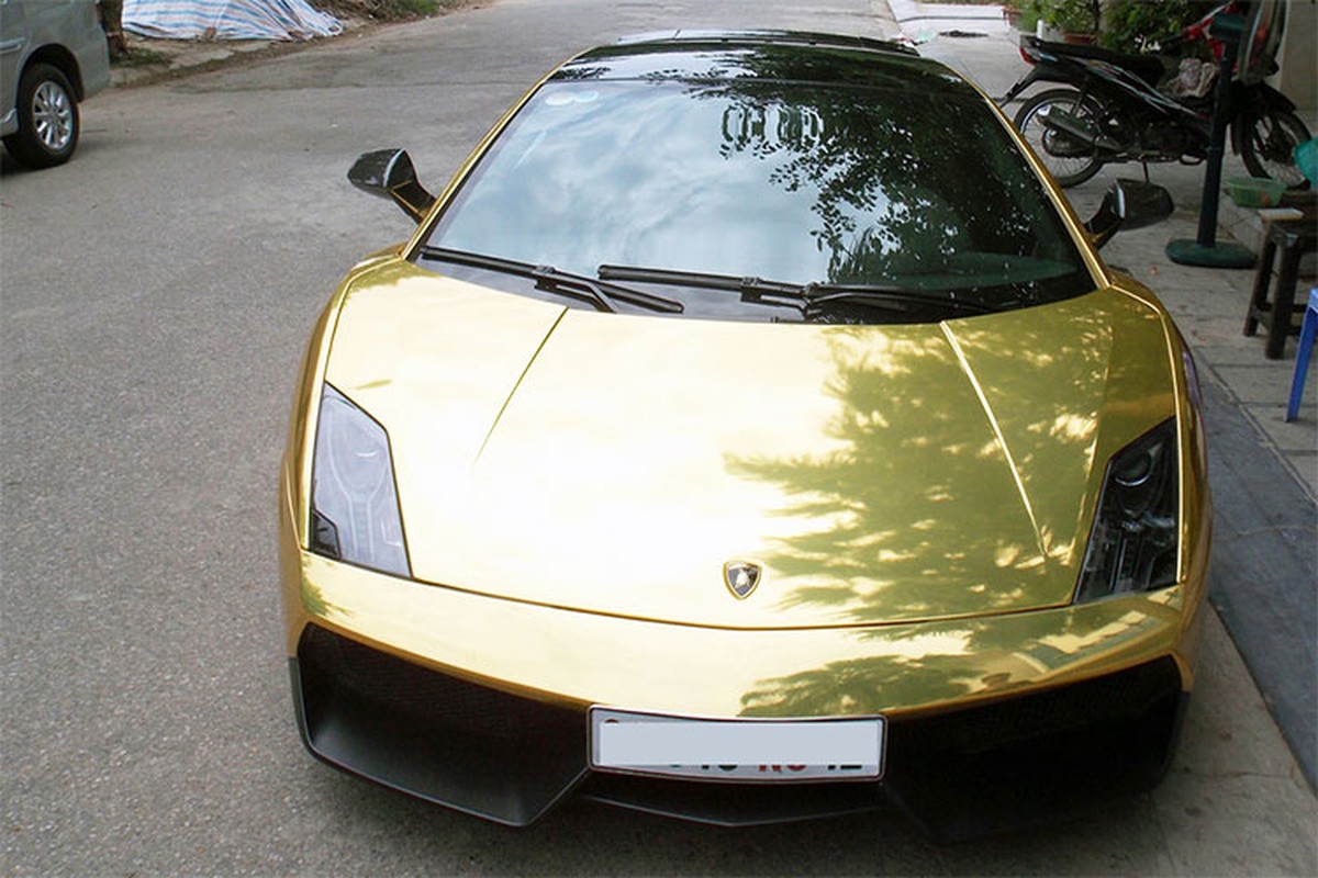 Dan Ha Noi mang xo, chau chua chay sieu xe Lamborghini “boc vang“-Hinh-4