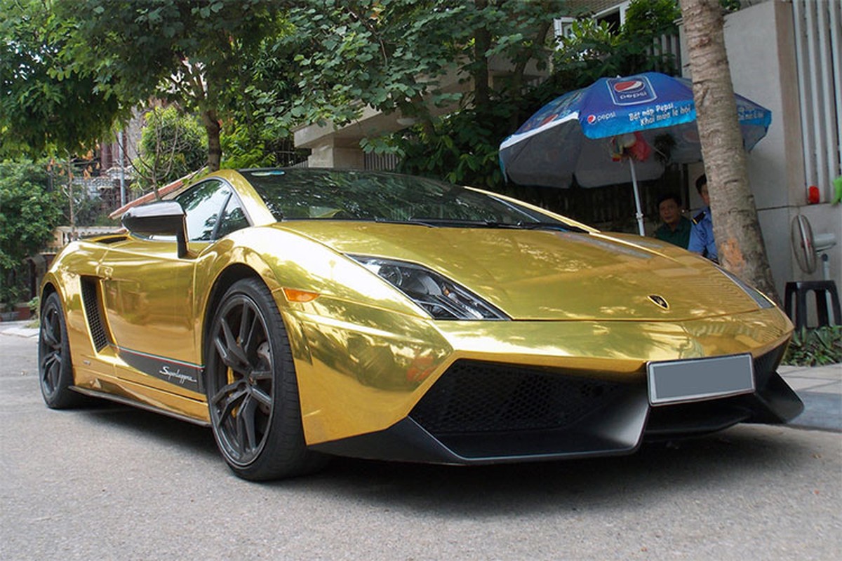 Dan Ha Noi mang xo, chau chua chay sieu xe Lamborghini “boc vang“-Hinh-8