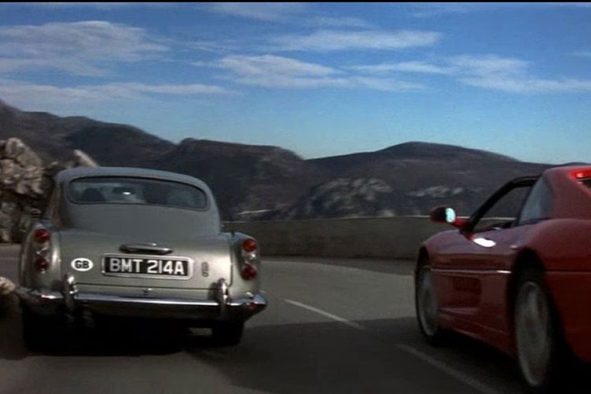 Sieu xe Aston Martin DB5 cua James Bond co gia 47,8 ty dong-Hinh-2
