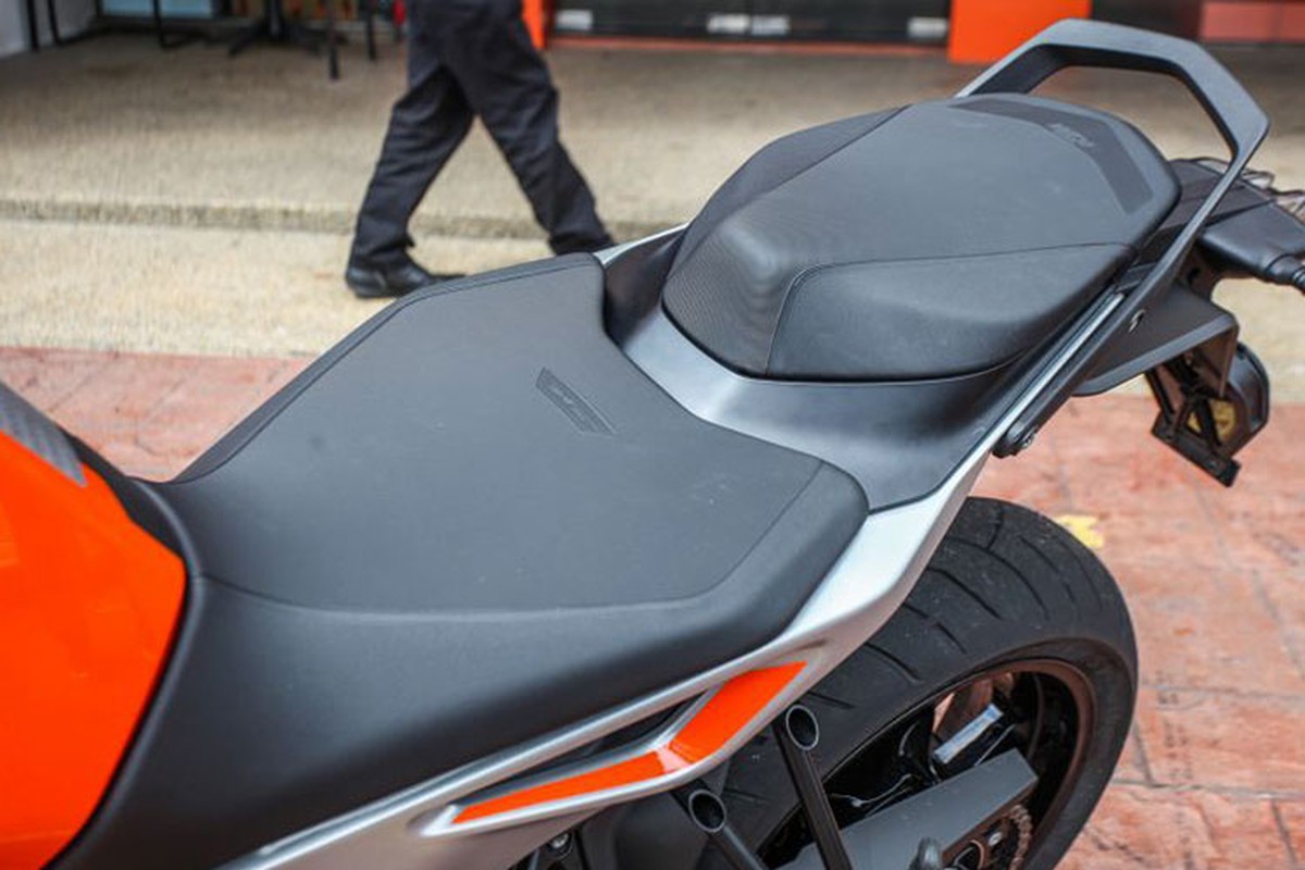 Chi tiet KTM 790 Duke 2018 gia 370 trieu sap ve VN-Hinh-6