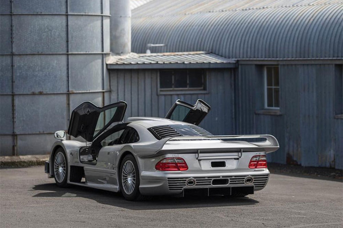 Khong phai Bugatti - Mercedes CLK GTR moi la xe dat nhat-Hinh-11