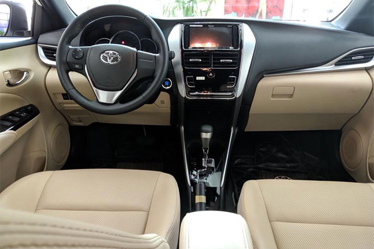 Can canh Toyota Yaris 2018 ve dai ly, gia khoang 640 trieu-Hinh-6