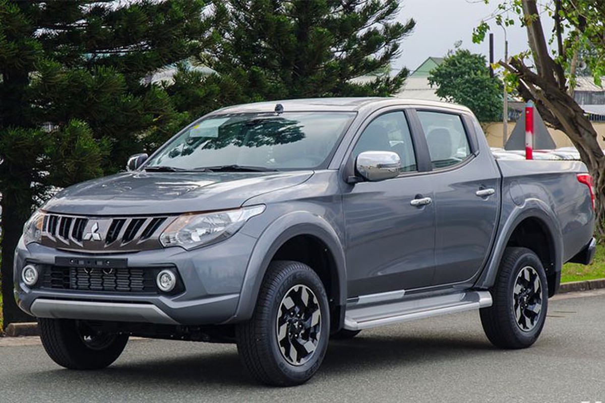 Chi tiet Mitsubishi Triton moi gia tu 555 trieu tai Viet Nam