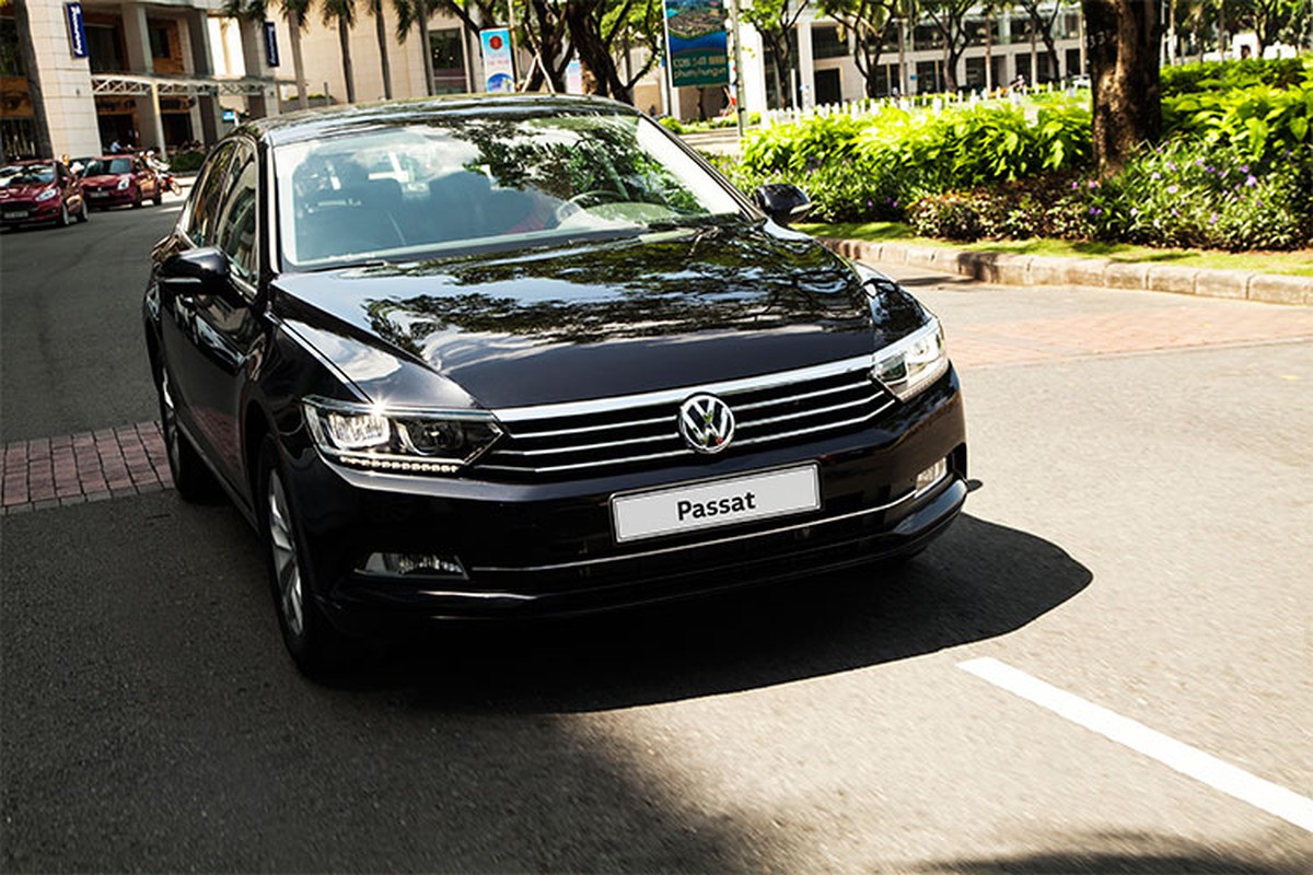 Can canh Volkswagen Passat moi gia 1,42 ty tai Viet Nam-Hinh-3