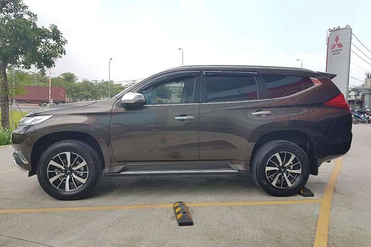 Mitsubishi Pajero Sport may dau gia 1,063 ty tai VN?-Hinh-3