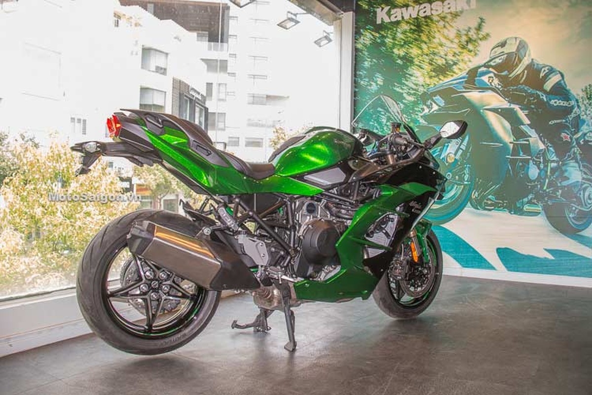 Sieu moto Kawasaki H2 SX gan 1 ty dong ve Viet Nam