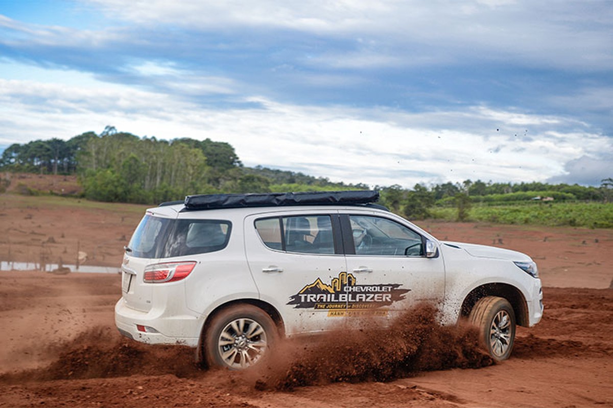 Trai nghiem Chevrolet Trailblazer gia tu 859 trieu tai Viet Nam-Hinh-4