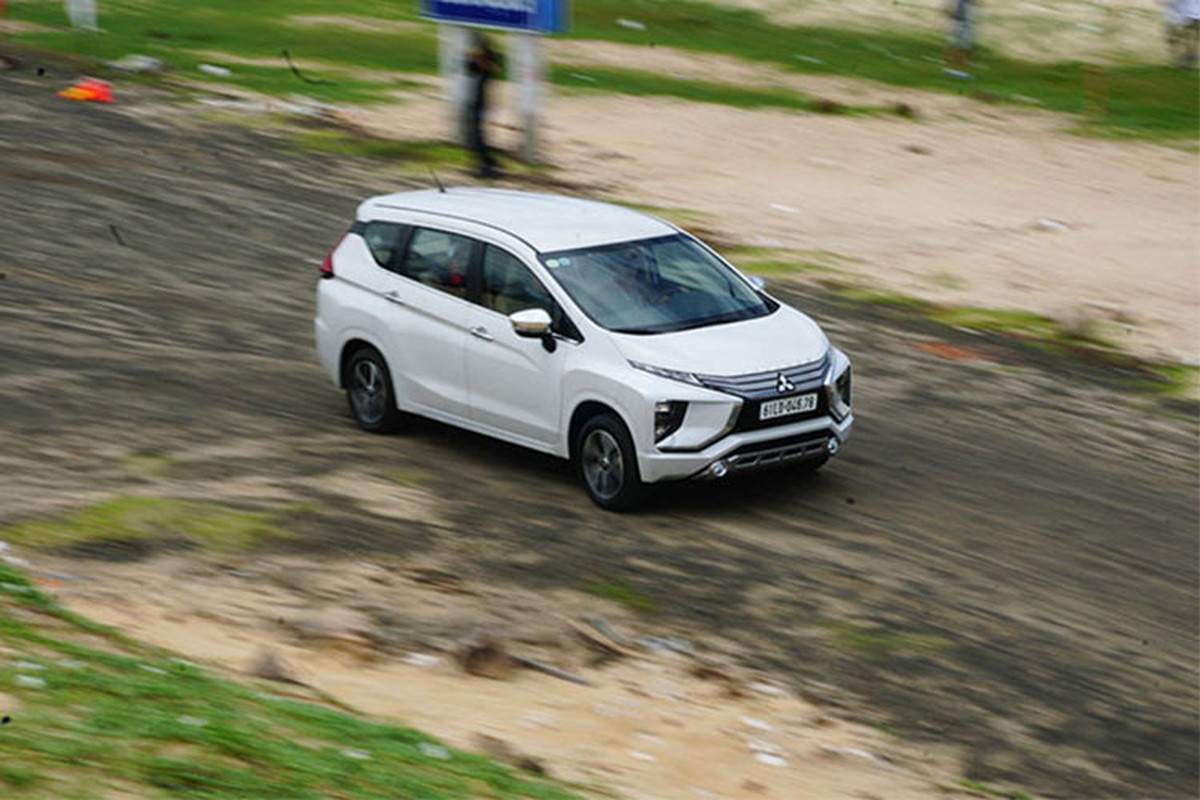 MPV gia re tai Viet Nam - Mitsubishi Xpander hay Kia Rondo?-Hinh-13