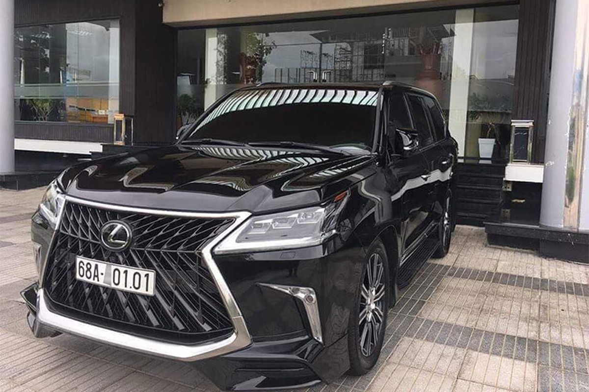 Dai gia Kien Giang tau Lexus LX570 Super Sport hon 10 ty