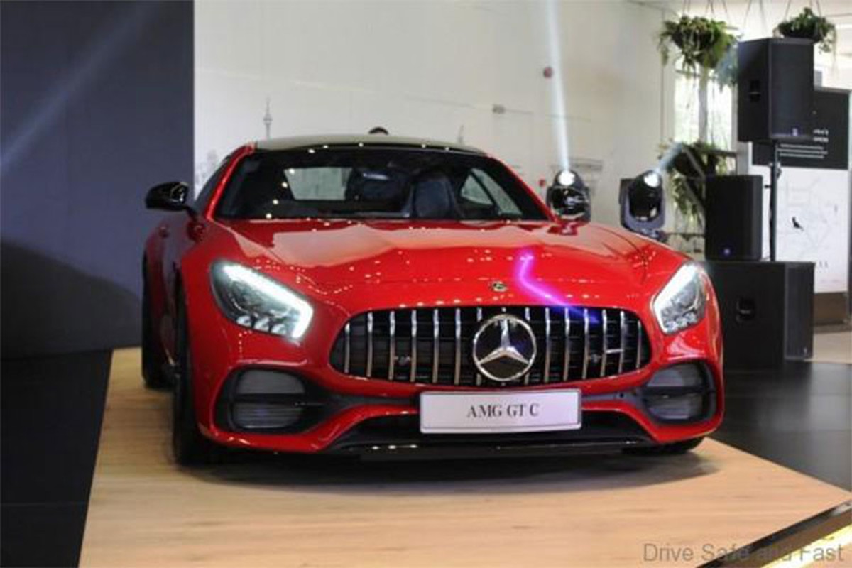 Mercedes-AMG GT C Coupe gia 8,277 ty dong tai Malaysia-Hinh-10