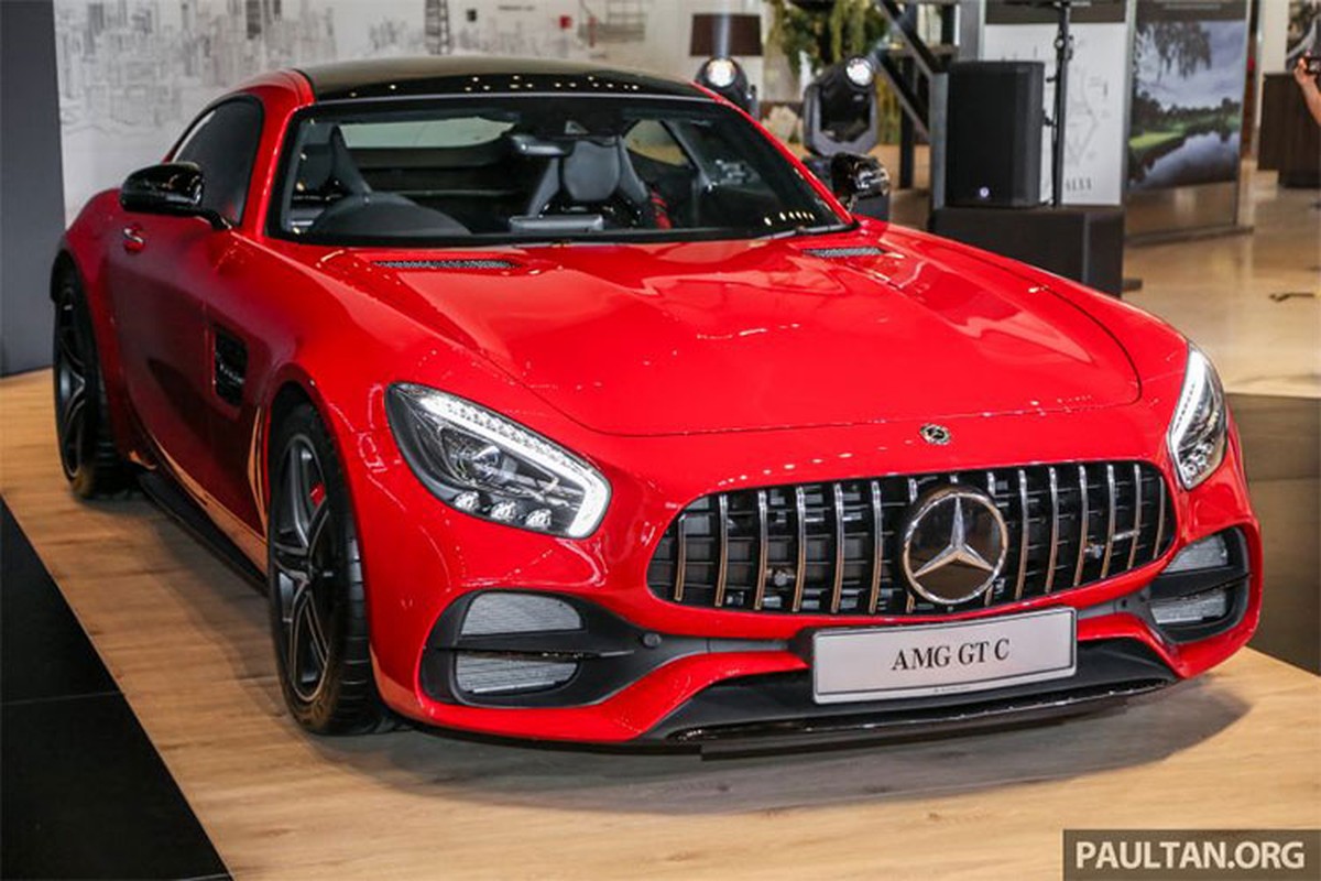 Mercedes-AMG GT C Coupe gia 8,277 ty dong tai Malaysia