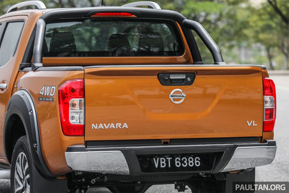 Chi tiet Nissan Navara VL Plus moi 