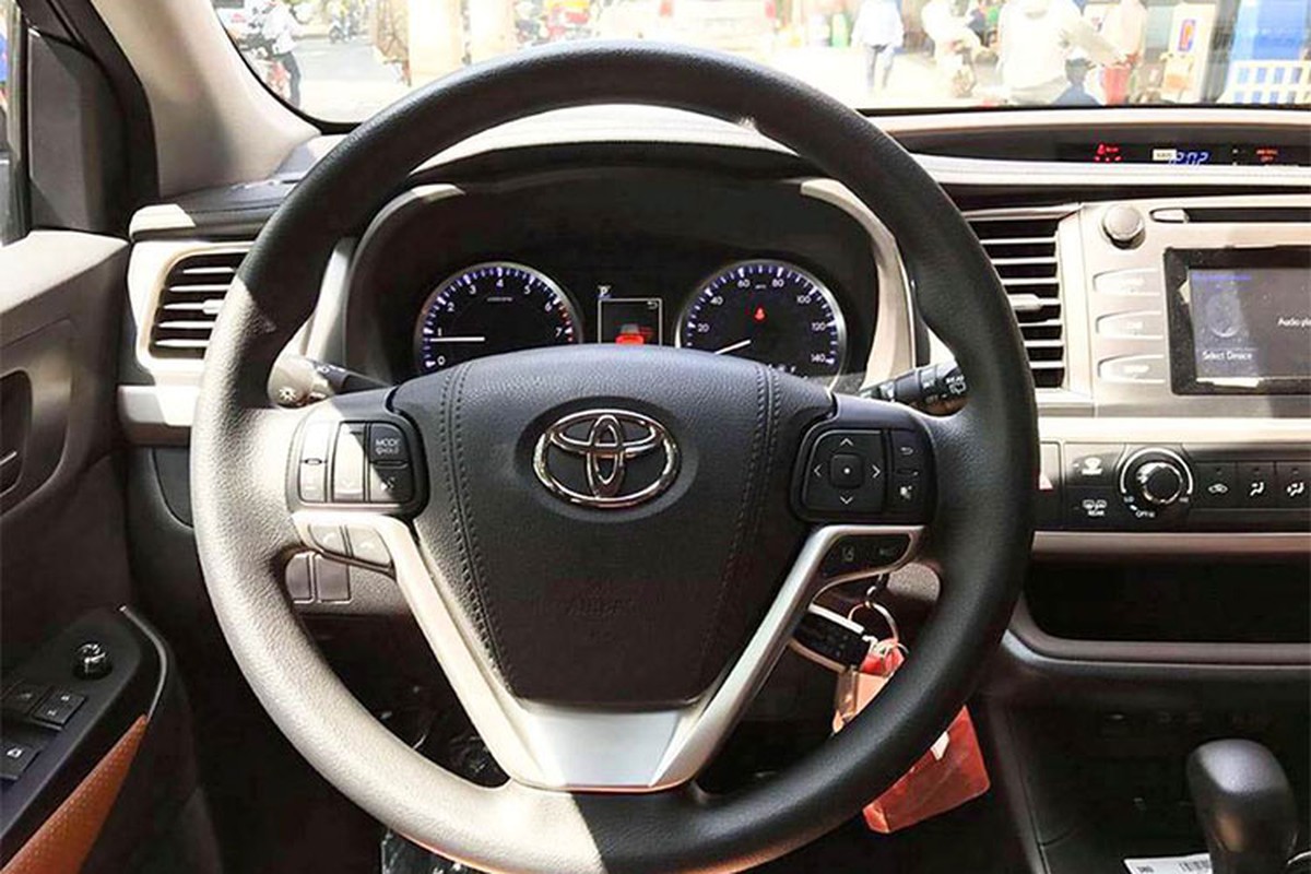 Can canh Toyota Highlander 2018 gia 2,7 ty tai Ha Noi-Hinh-6