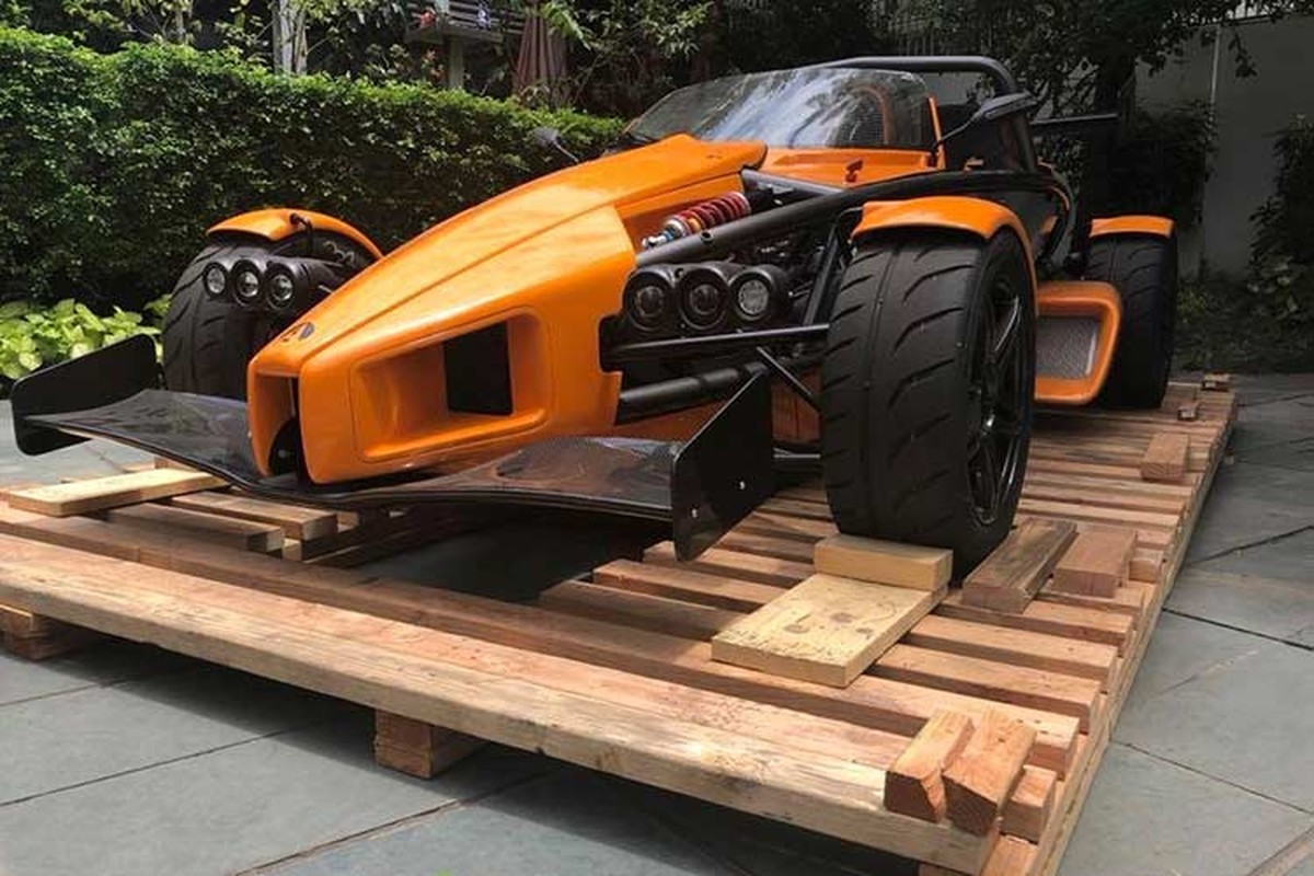 Sieu xe dua Ariel Atom gia 2,3 ty 