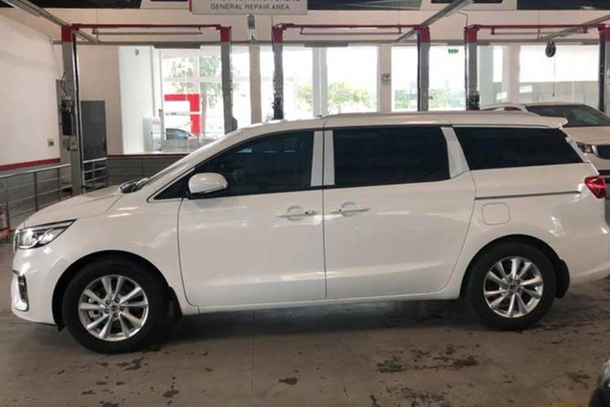 Can canh Kia Grand Sedona 2019 gia 1,2 ty tai Viet Nam?-Hinh-7