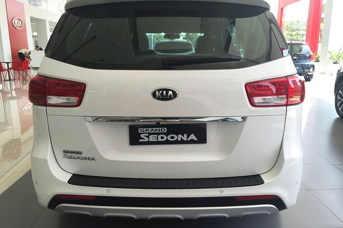 Can canh Kia Sedona 2019 gia hon 1,1 ty tai Viet Nam-Hinh-4