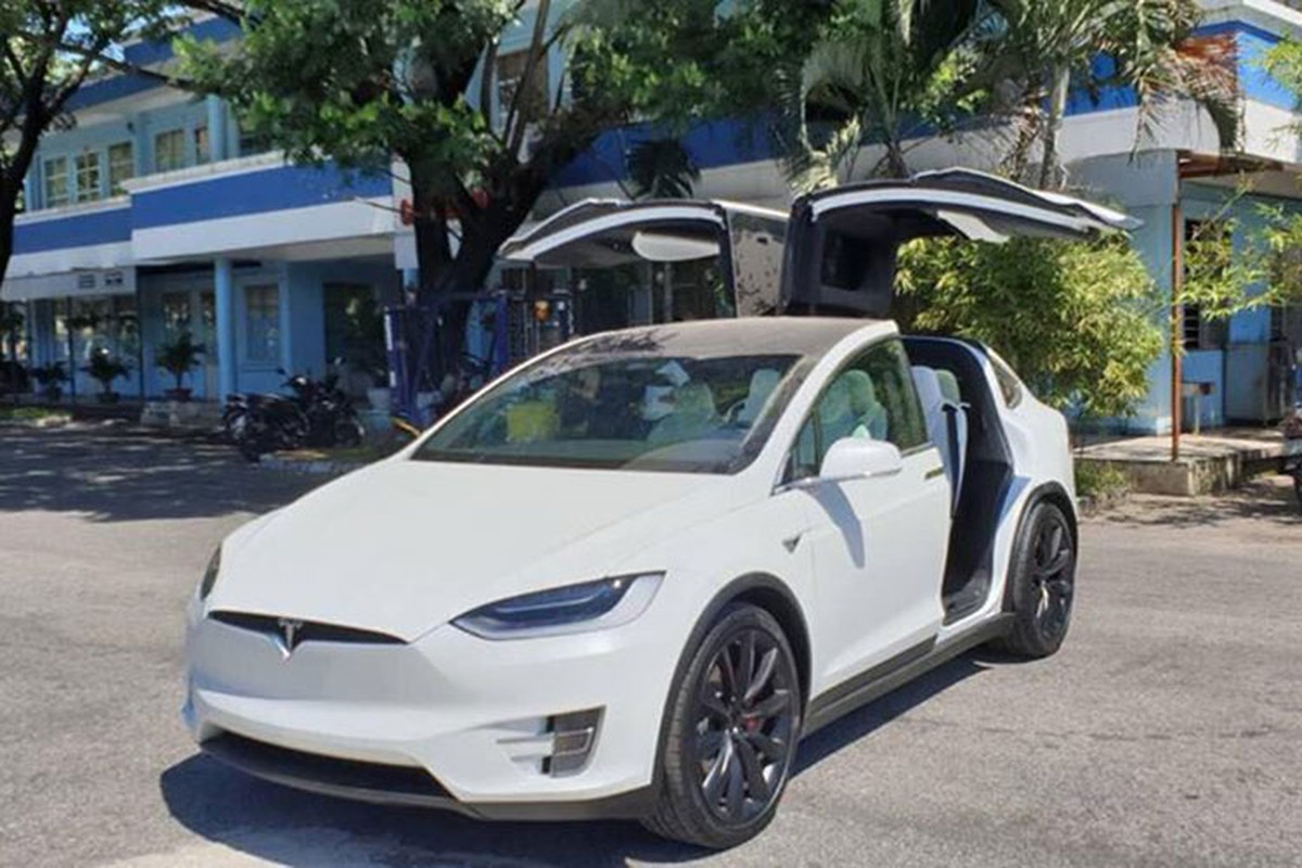 Soai ca Ha Noi mua Tesla Model X P100D 9 ty tang vo-Hinh-10