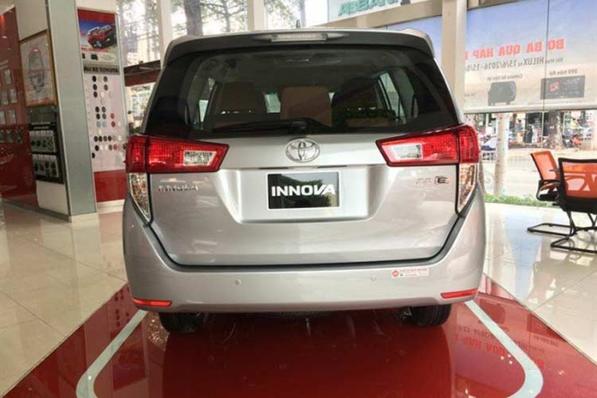 Xe Toyota Innova phien ban 2018 gia tu 752 trieu dong-Hinh-4