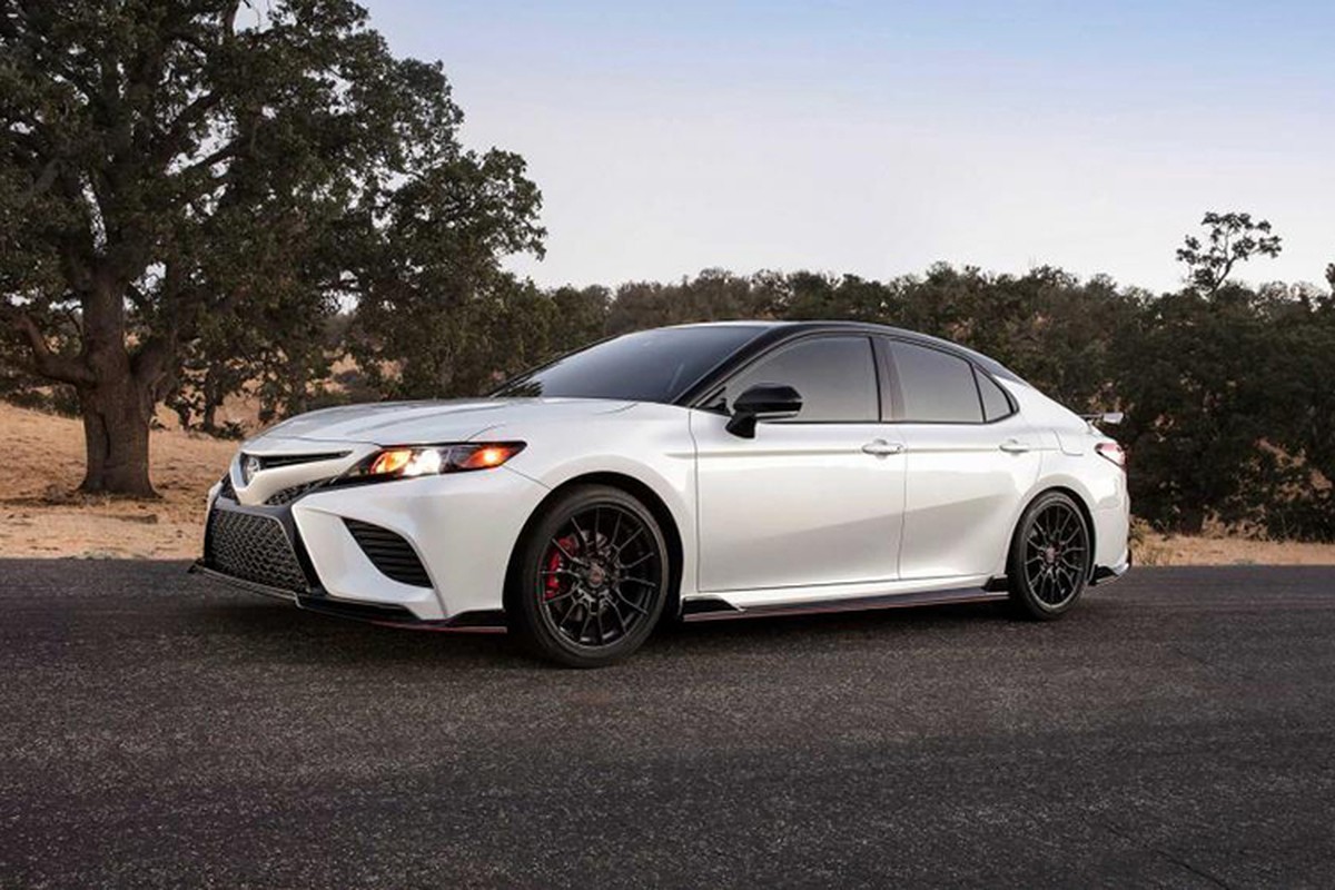 Chi tiet Toyota Camry va Avalon TRD phien ban 2019-Hinh-9