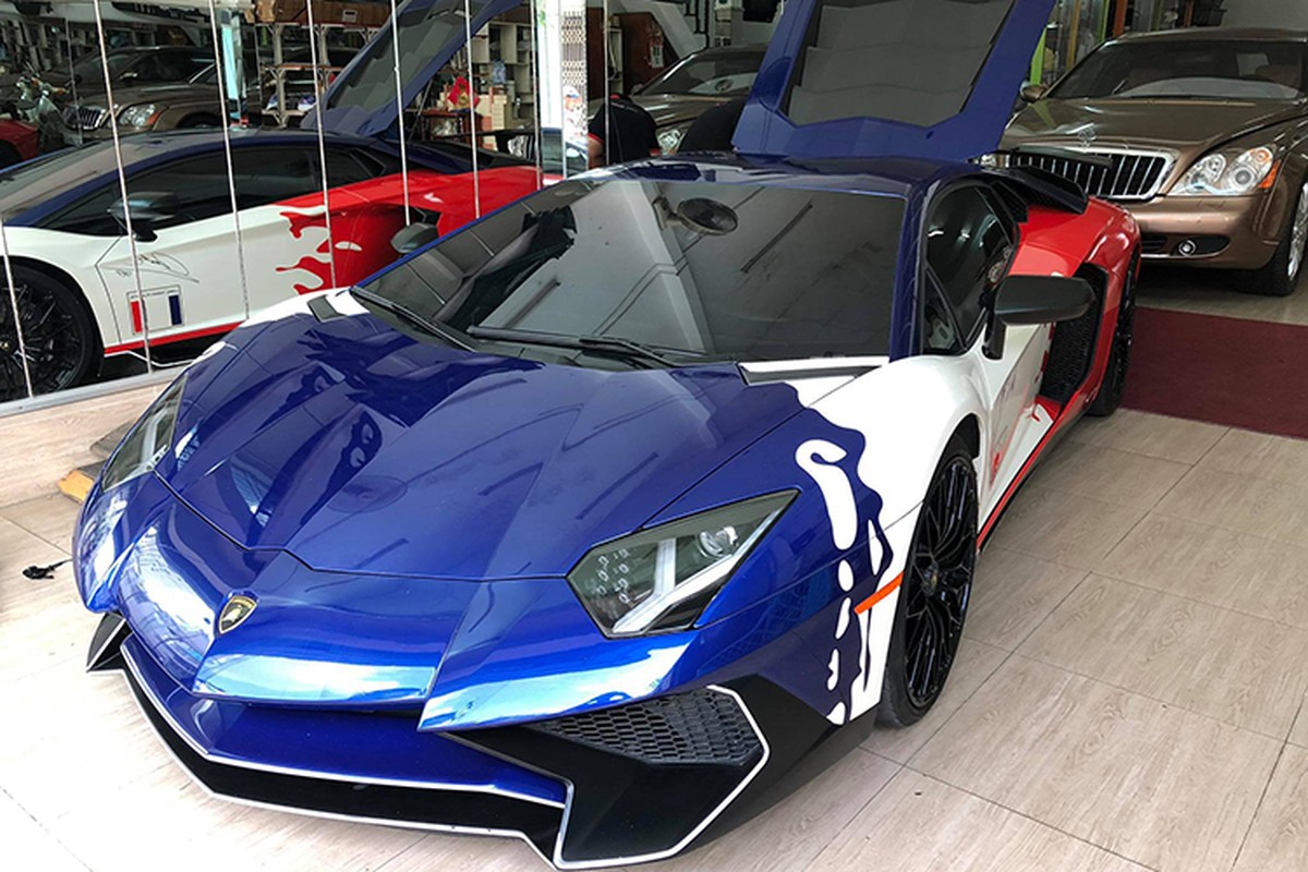 Lamborghini Aventador SV Minh Nhua ve zin sap den tay chu moi