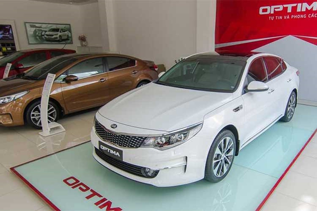 Kia Optima tai Viet Nam 