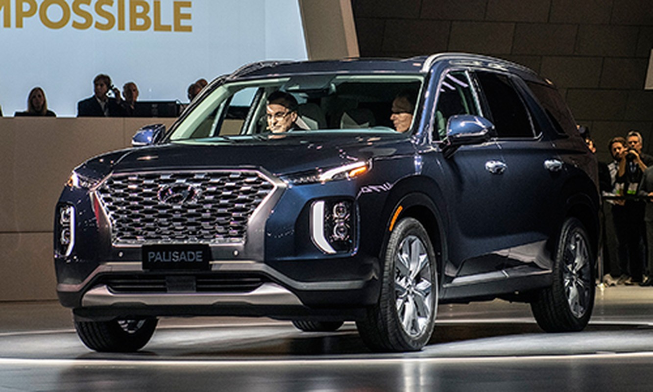 Hyundai Palisade gia tu 716 trieu dong 