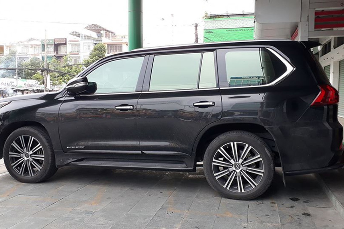 Lexus LX570 Super Sport hon 10 ty cua dai gia Can Tho-Hinh-2