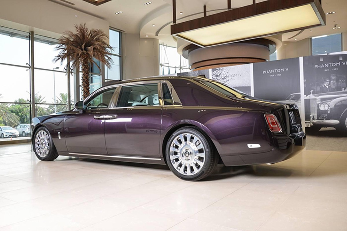 Rolls-Royce Phantom 2018 chao gia hon 55 ty tai Viet Nam-Hinh-8