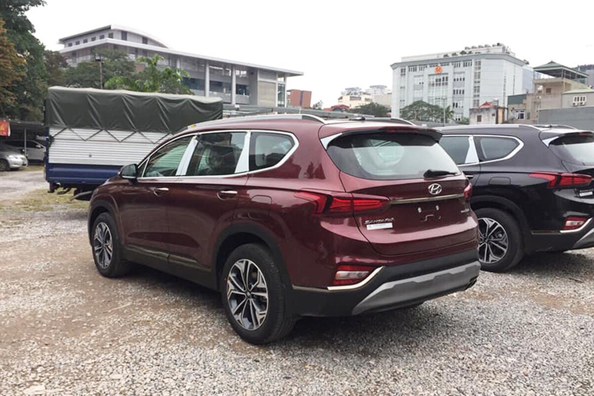 Hyundai SantaFe 2019 do bo dai ly Viet Nam dau nam moi-Hinh-2