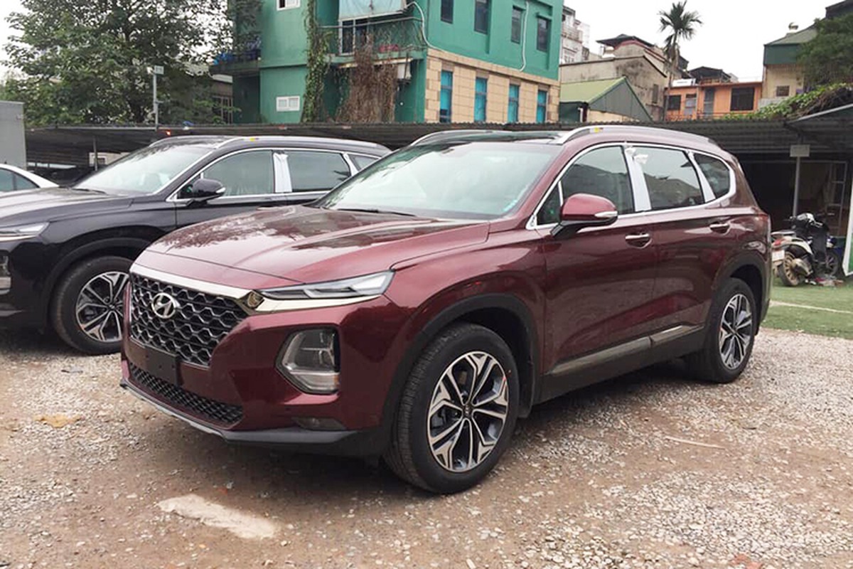 Hyundai SantaFe 2019 do bo dai ly Viet Nam dau nam moi