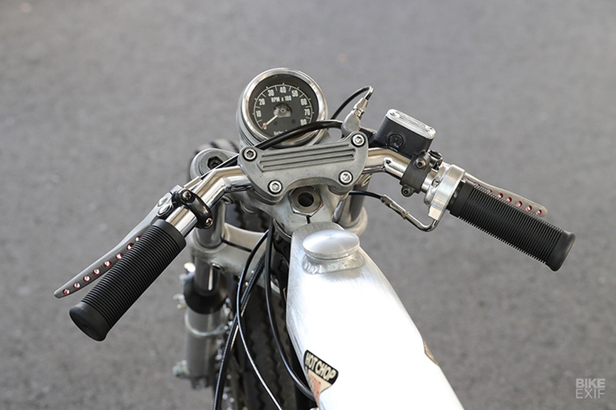 Choang voi Harley-Davidson cuc khung do Chopper V4-Hinh-3
