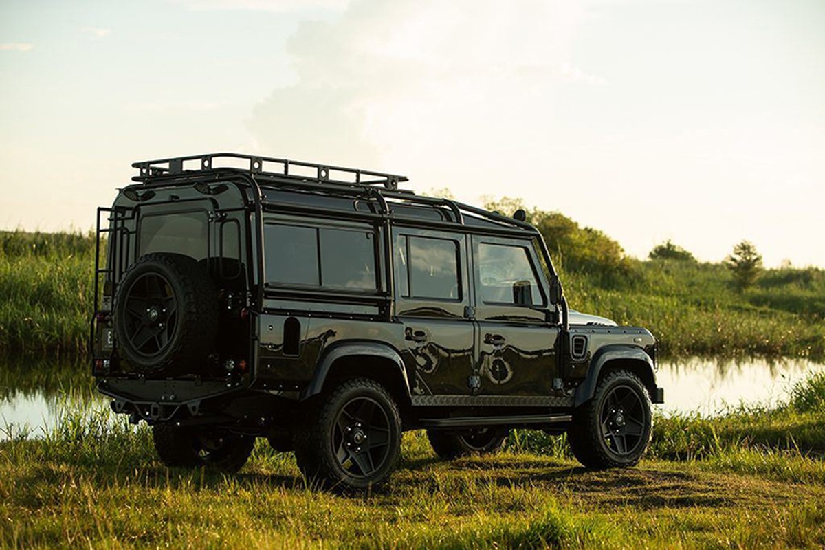 SUV Land Rover Defender 