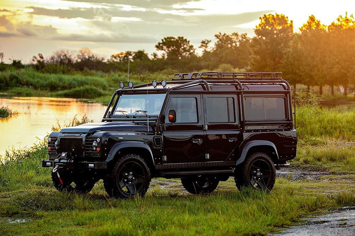 SUV Land Rover Defender 