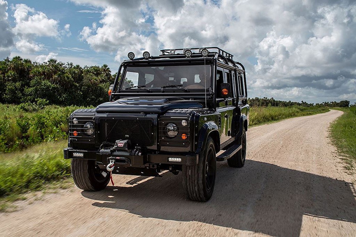 SUV Land Rover Defender 