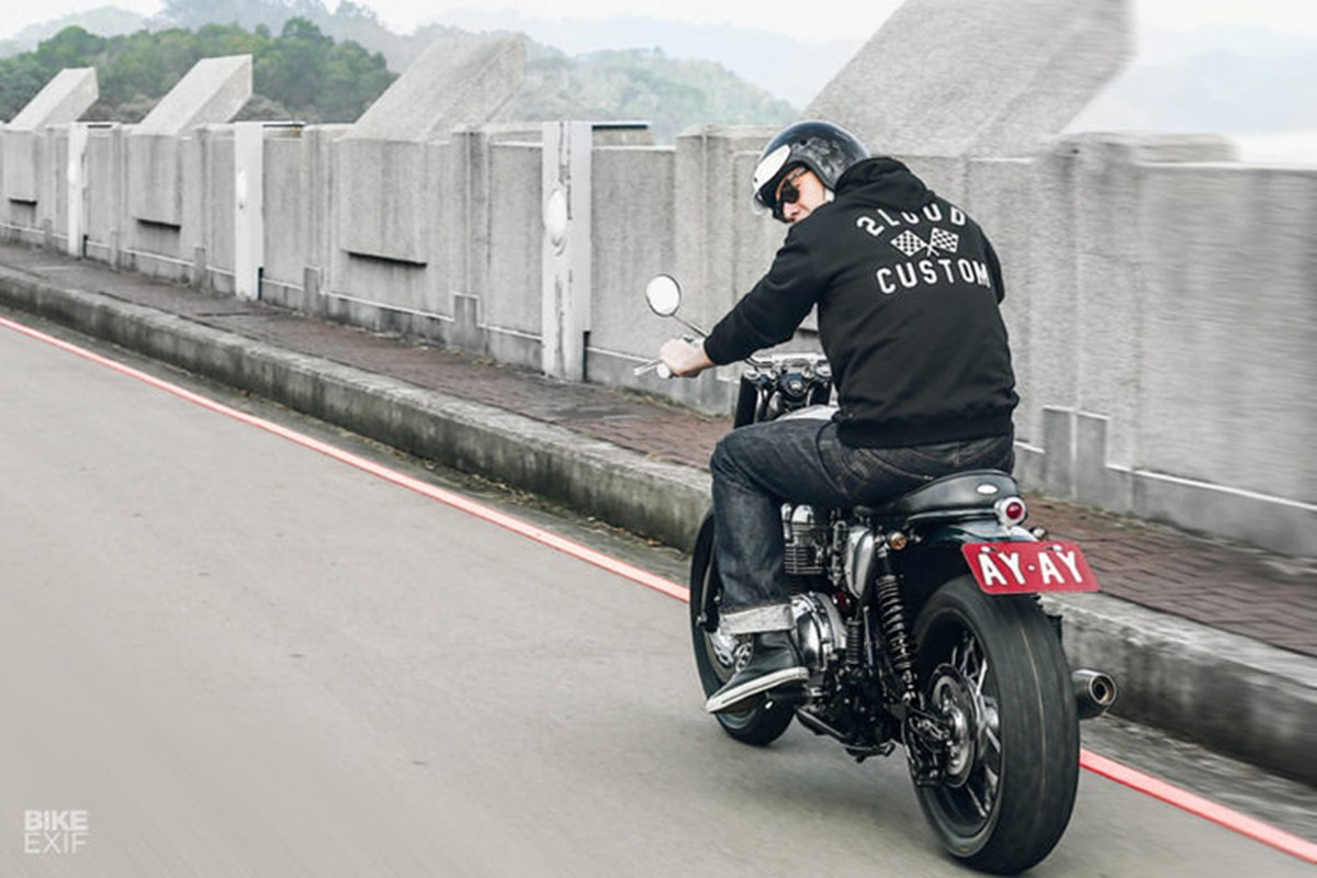 Dan choi Dai Loan do Triumph Bonneville thanh Tracker co dien-Hinh-8