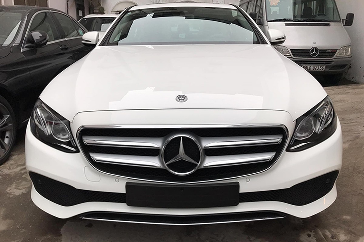 Can canh Mercedes-Benz E-Class 2019 hon 2 ty tai Viet Nam-Hinh-3