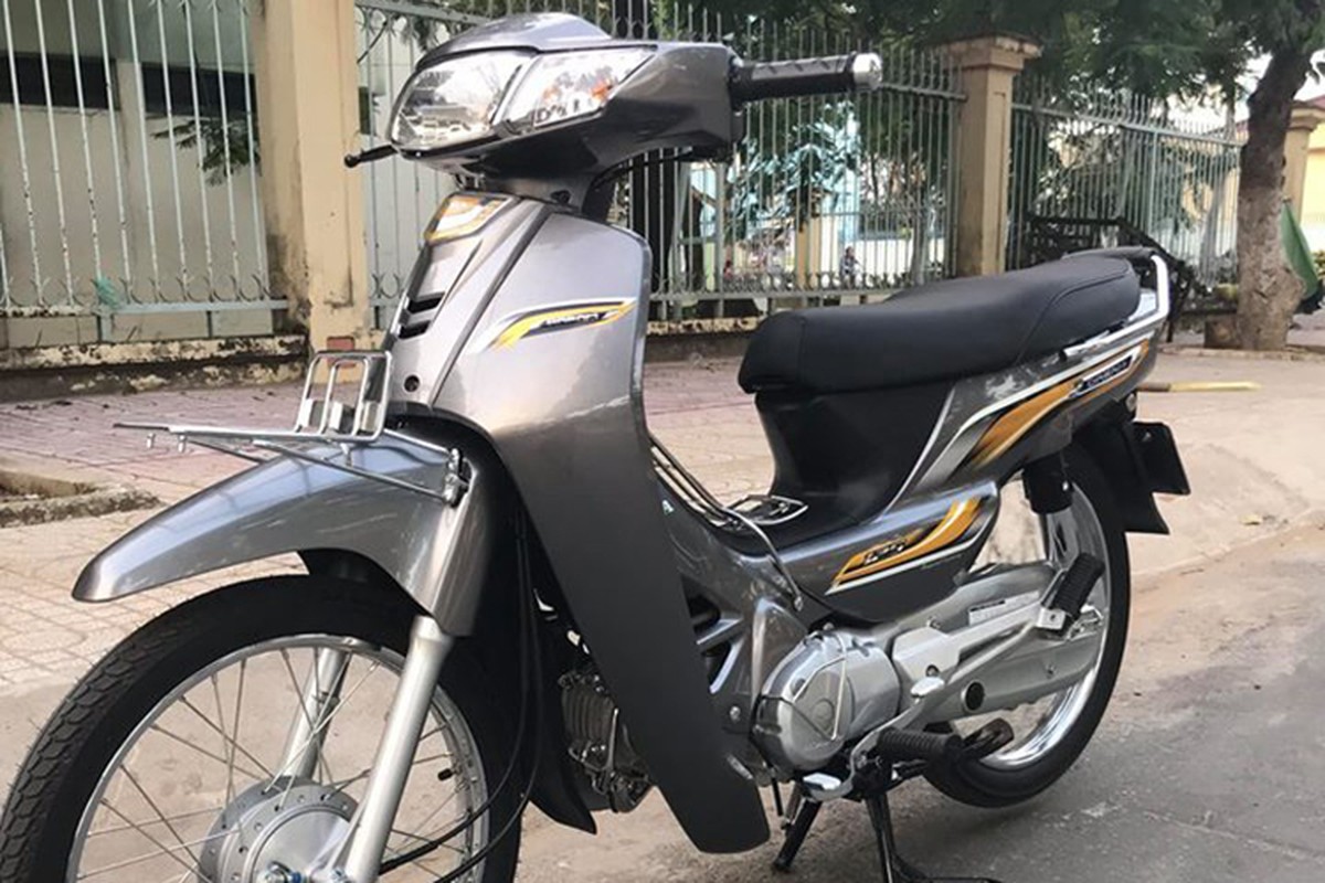 “Soi” Honda Dream gia lan banh hon 100 trieu tai Viet Nam-Hinh-11