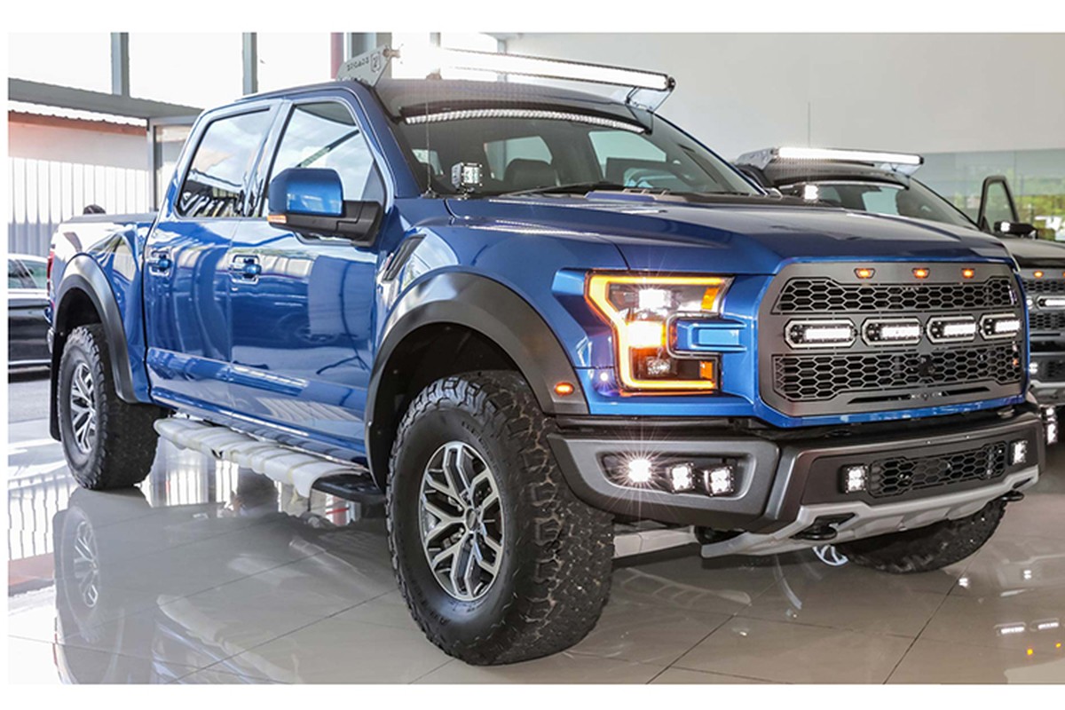 Ford F-150 Raptor lap rap Malaysia gia 4,4 ty sap ve VN-Hinh-12