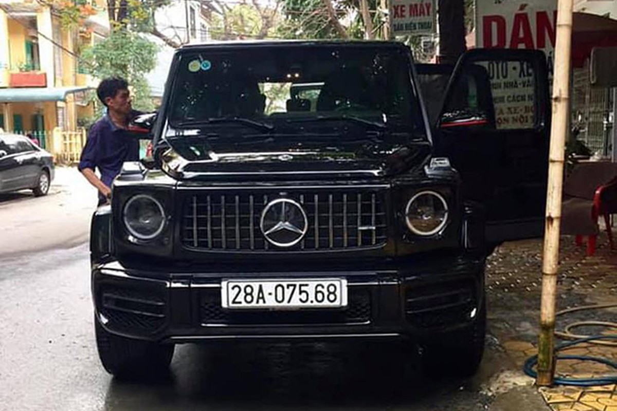 Dai gia Hoa Binh tau Mercedes-AMG G63 moi gan 15 ty dong