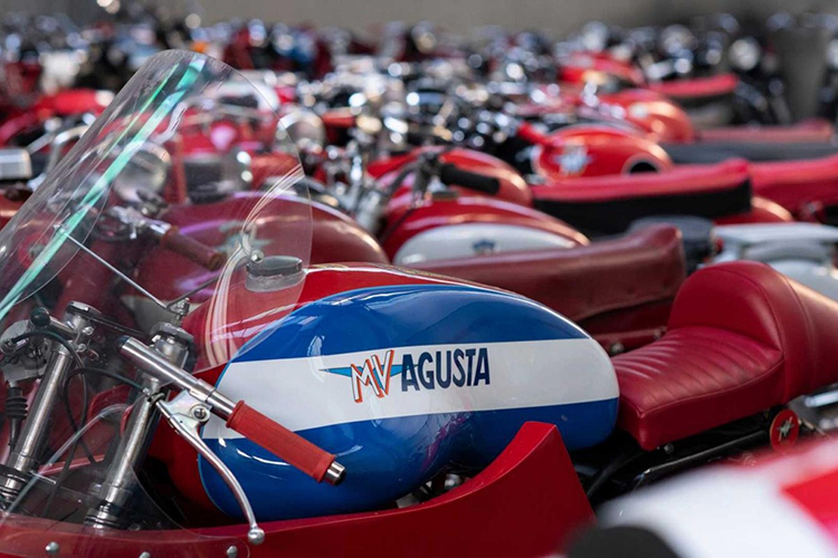 Bo suu tap xe MV Agusta 