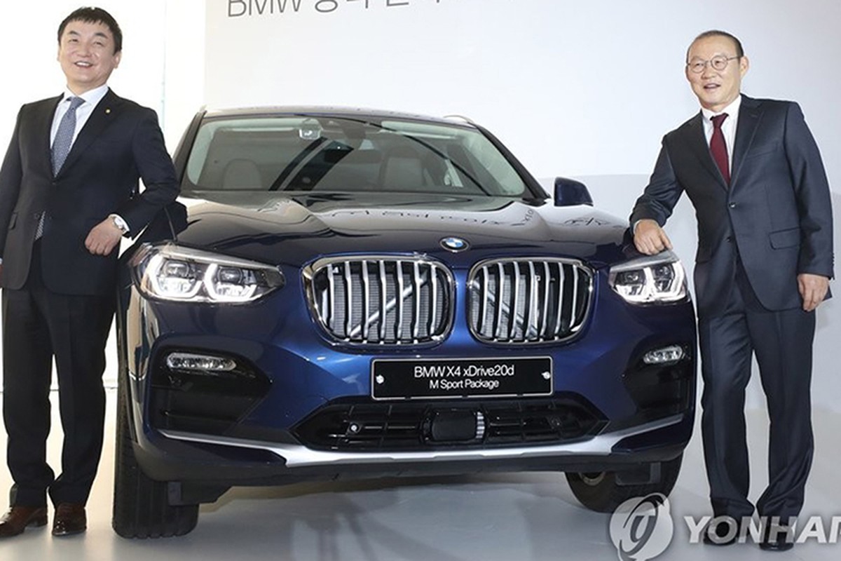 HLV Park Hang Seo - duoc tang SUV BMW X4 tien ty