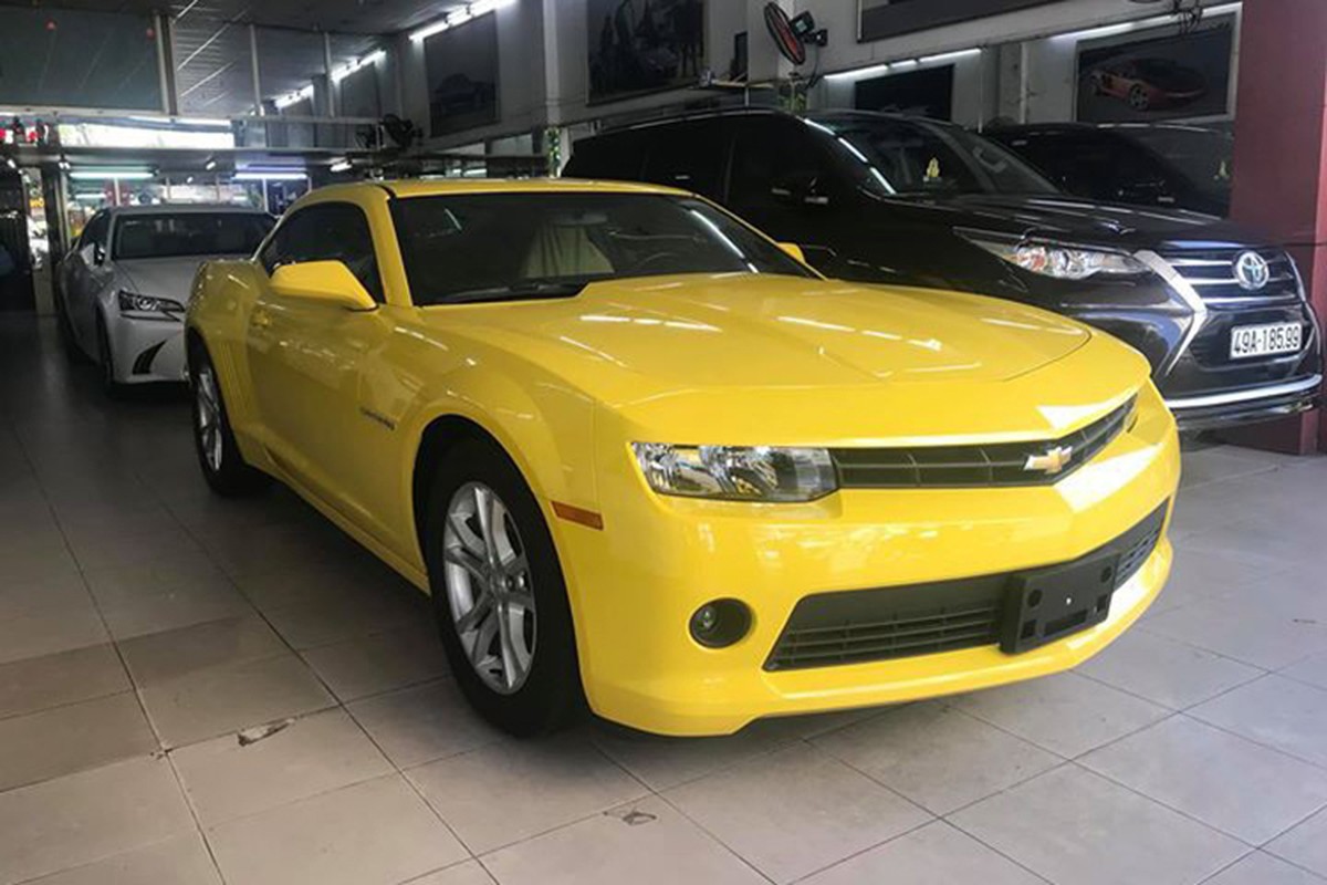 Chevrolet Camaro 2015 nhu moi gia chi 2,6 ty o Sai Gon