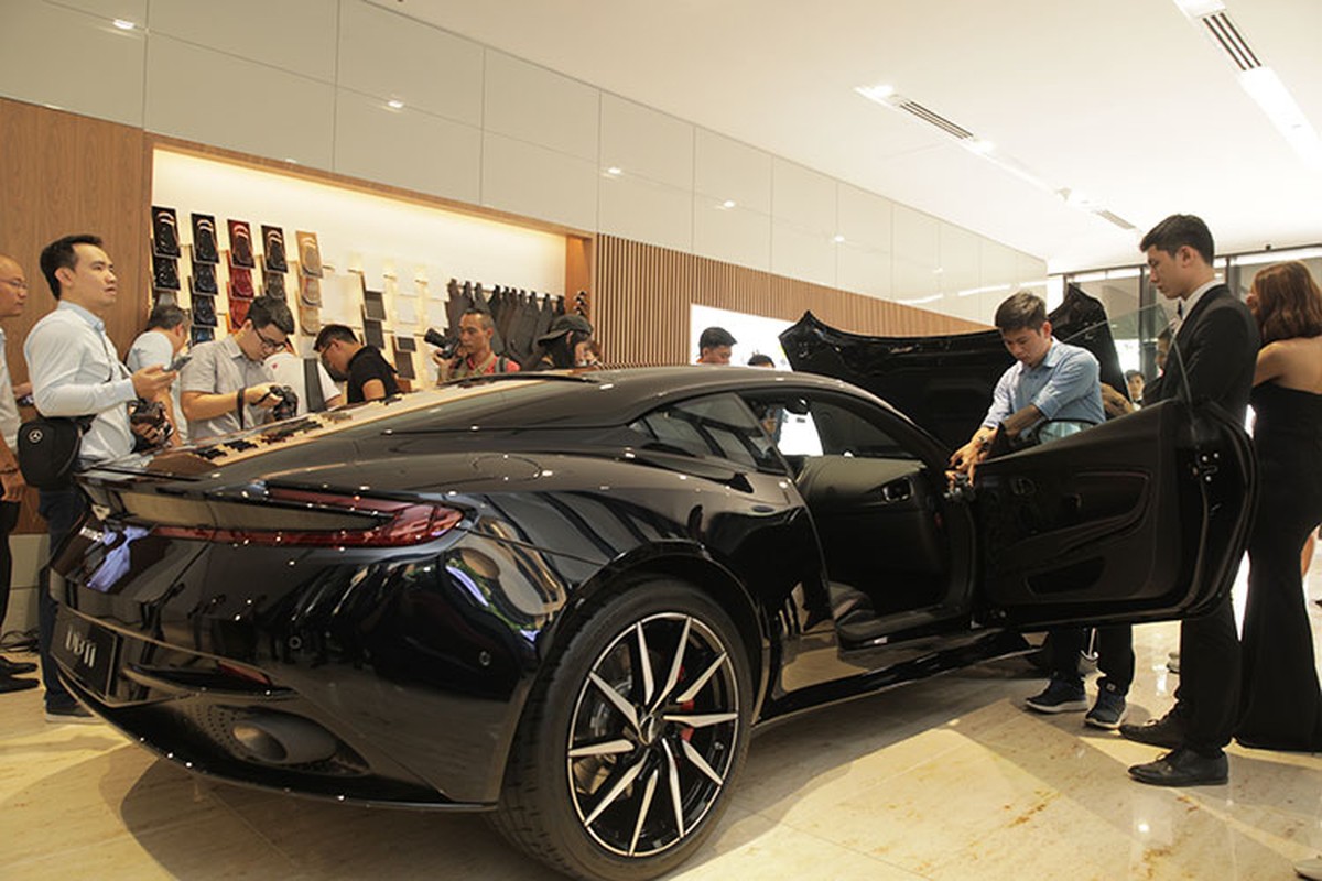 Sieu xe Aston Martin chinh hang tu 14,9 ty tai Viet Nam-Hinh-6