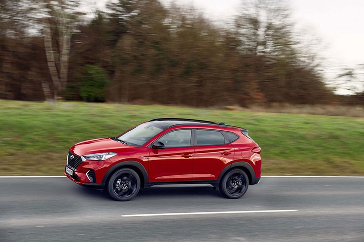 Can canh crossvover the thao Hyundai Tucson N Line 2019-Hinh-12