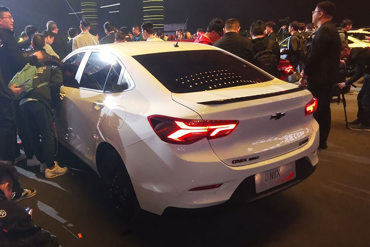 Sedan co B gia re Chevrolet Onix 2019 