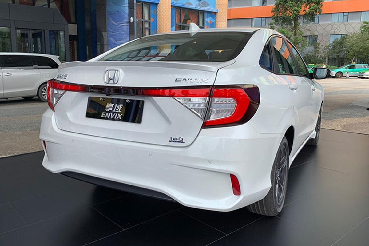 Ra mat xe gia re Honda Envix 2019 - 