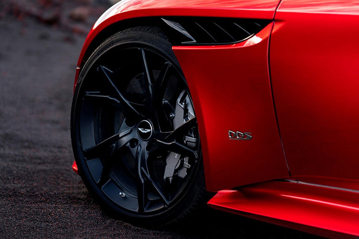 Sieu xe Aston Martin DBS Superleggera 2019 sap ve VN?-Hinh-5