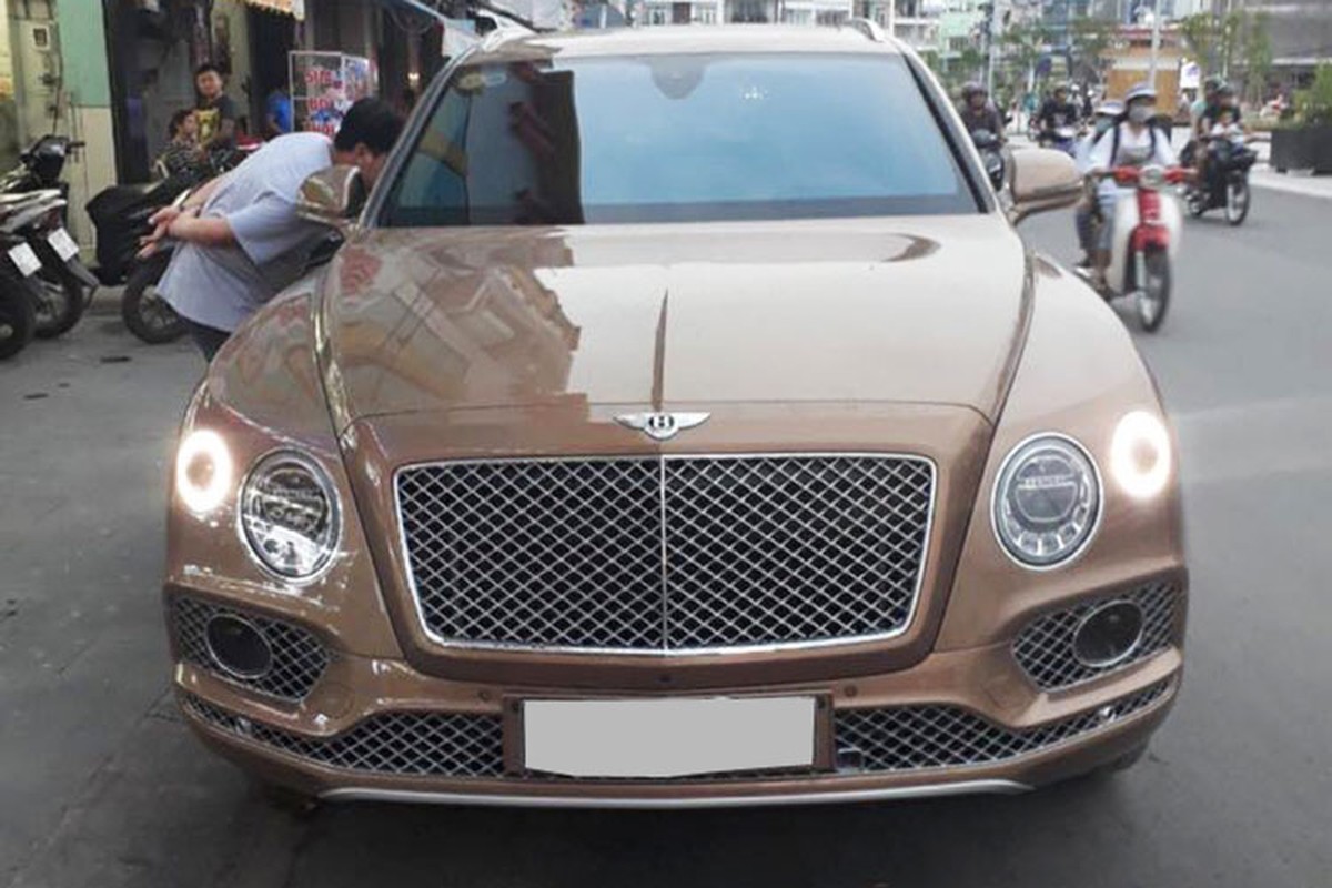 Dai gia Ben Tre tau SUV sieu sang Bentley Bentayga tien ty