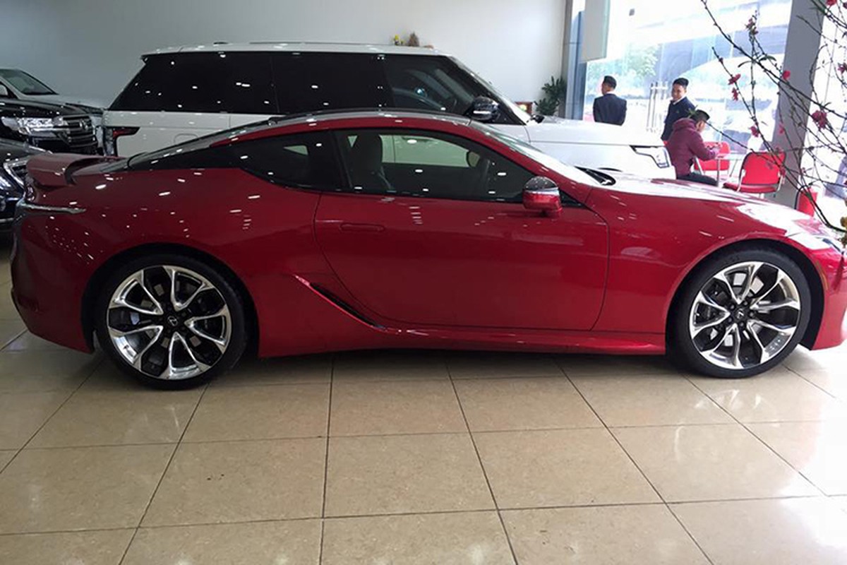 Xe Lexus LC gia 10 ty, doc nhat Viet Nam tai Ha Noi-Hinh-9