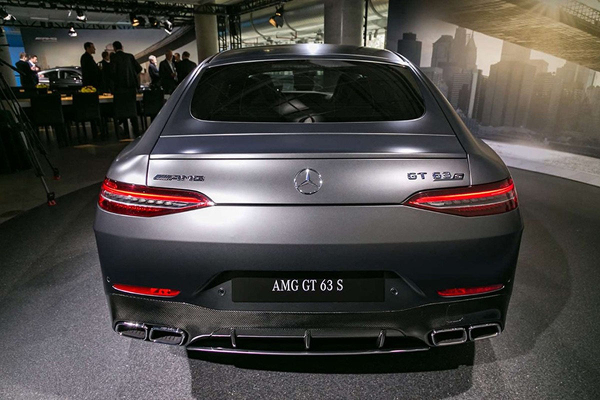 Mercedes-AMG GT 4-Door Coupe gia tu 6 ty dong tai Malaysia-Hinh-4